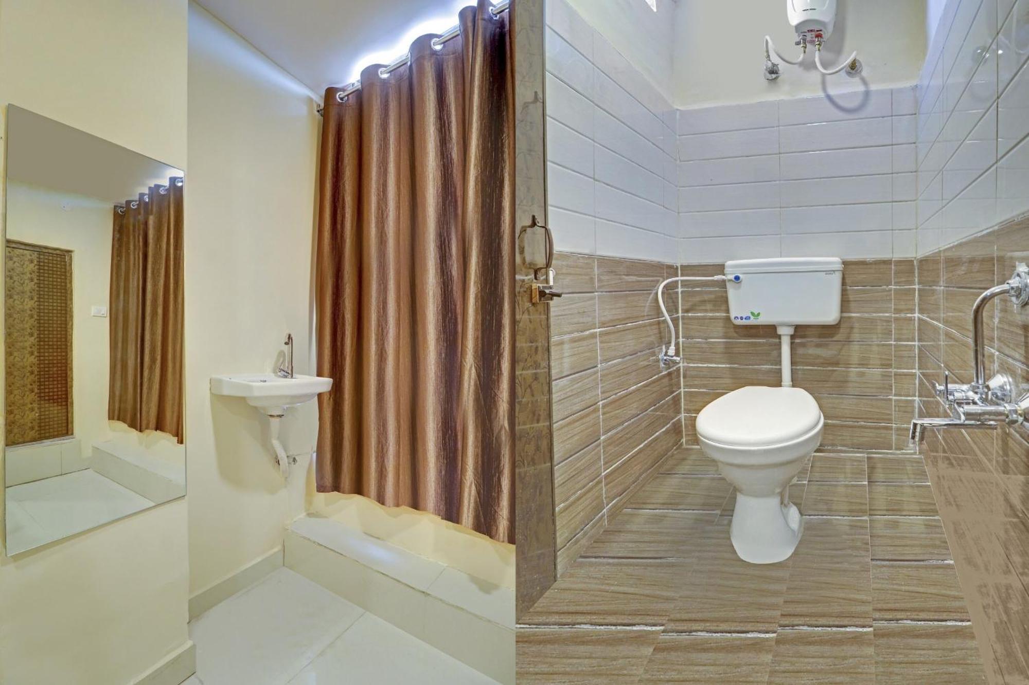 Hotel O Aayush Stay Inn Hyderabad Exterior photo